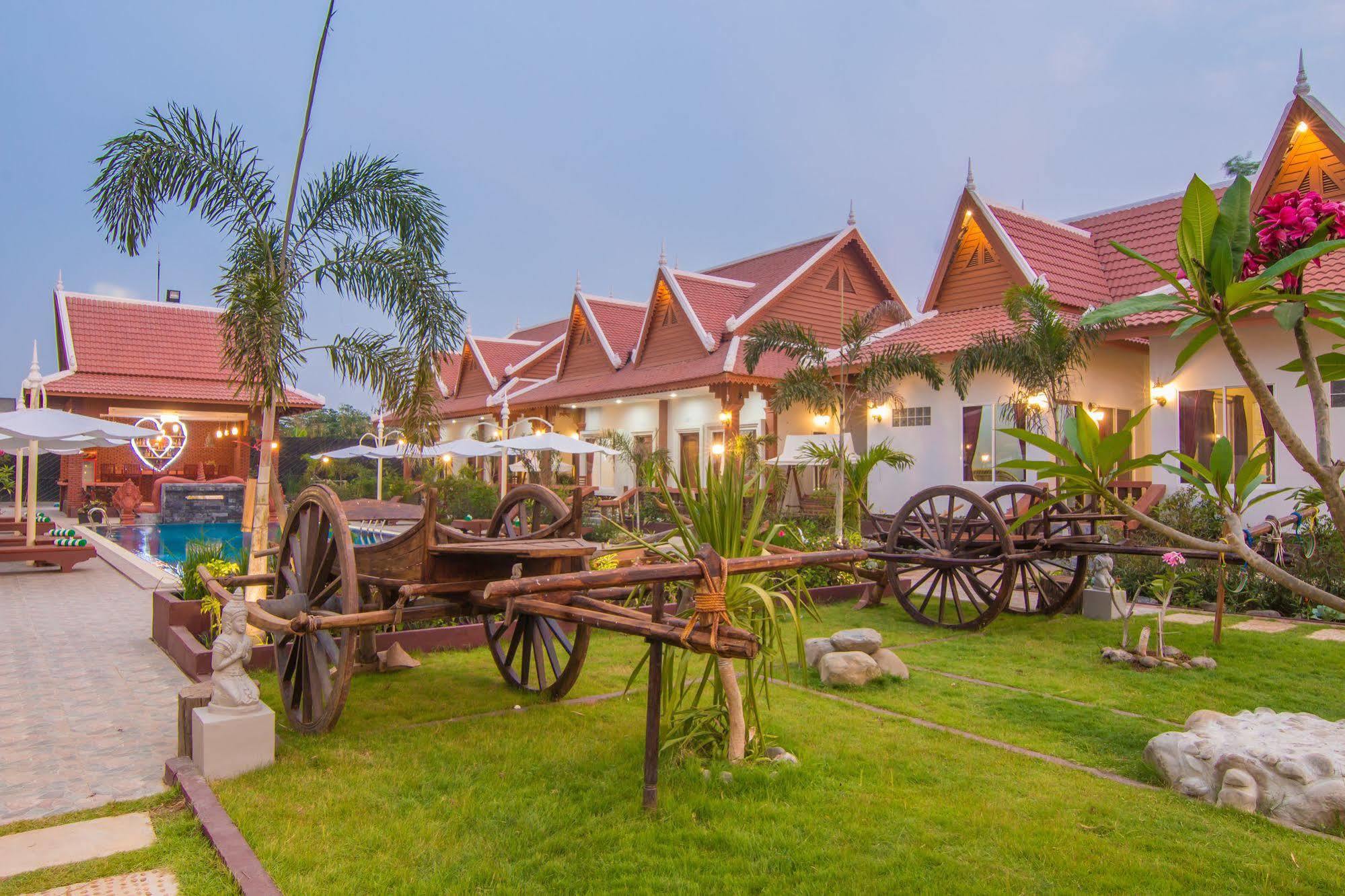 Ravorn Villa Boutique Баттамбанг Экстерьер фото